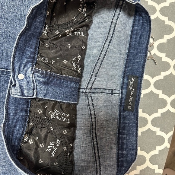 Lee Platinum stretch denim blue jean skirt - Picture 3 of 7